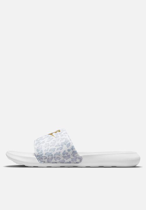 Nike - Nike victori one - white/metallic gold-wolf grey