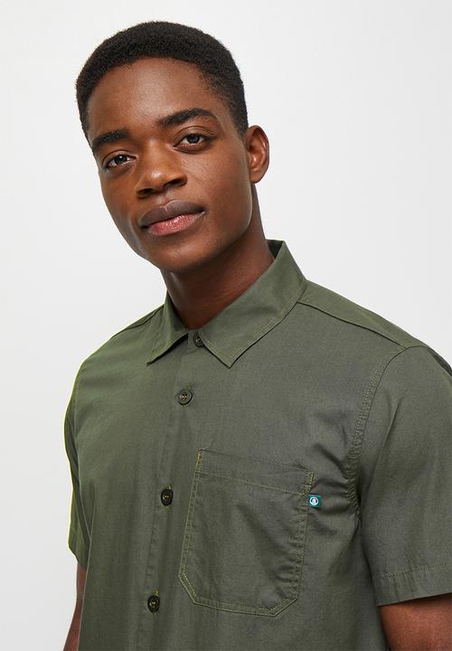 Lark & Crosse - Regular fit cracker poplin pocket short sleeve shirt - khaki