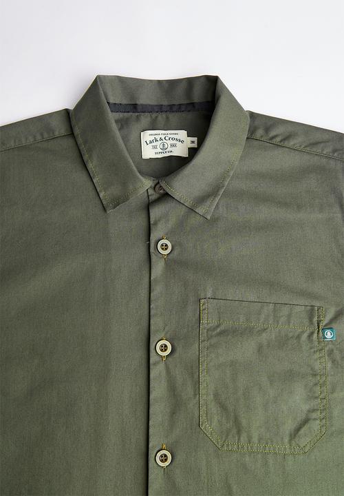 Lark & Crosse - Regular fit cracker poplin pocket short sleeve shirt - khaki