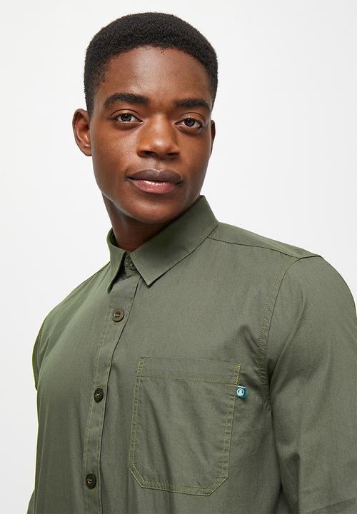 Lark & Crosse - Regular fit cracker poplin pocket long sleeve shirt - khaki