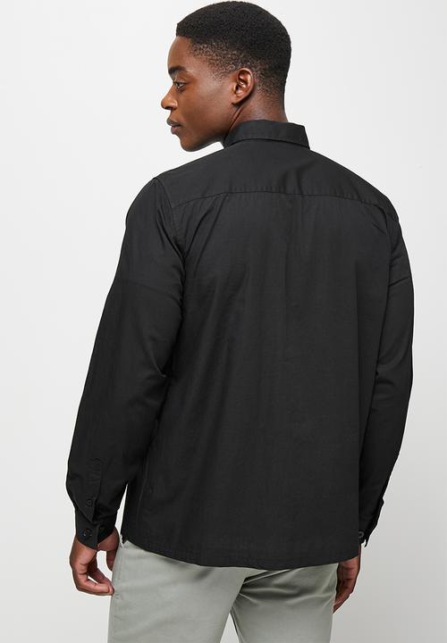 Lark & Crosse - Regular fit cracker poplin pocket long sleeve shirt - black
