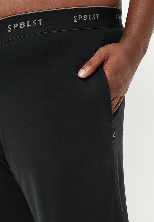 Superbalist - Plus lounge shorts - black