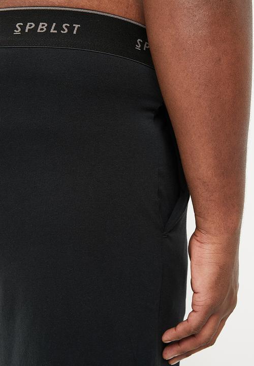 Superbalist - Plus lounge shorts - black