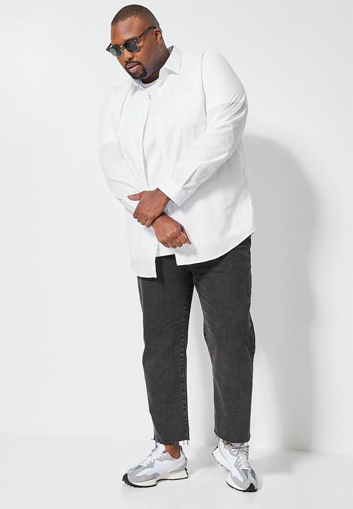 Superbalist - Plus easy care regular fit shirt - white