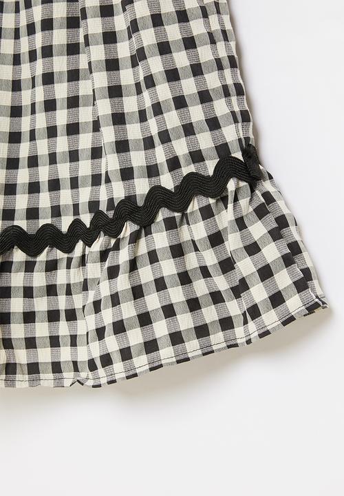 Me&B - Shirred sundress with ric-rac trim - black/white gingam