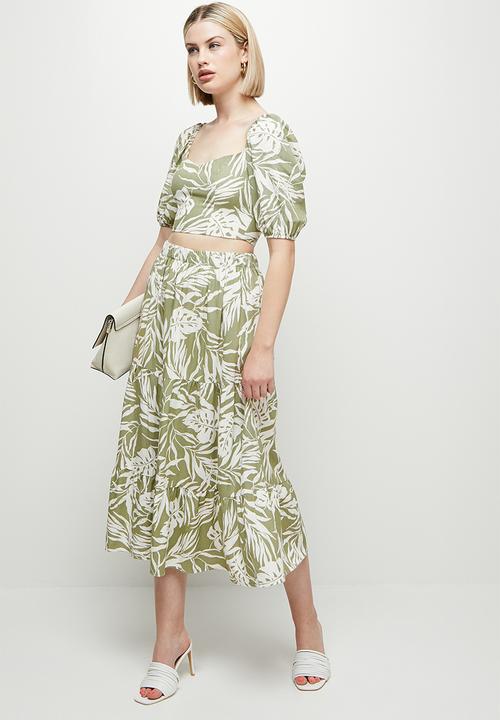 MILLA - Tiered maxi skirt - green & white 