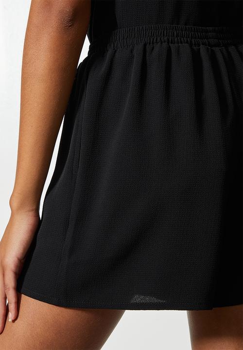 Superbalist - Casual shorts - black