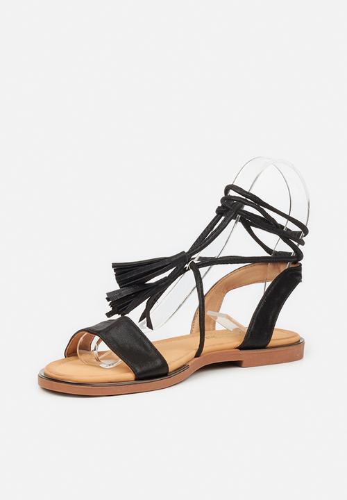 Butterfly Feet - Dahlia 3 sandal - black