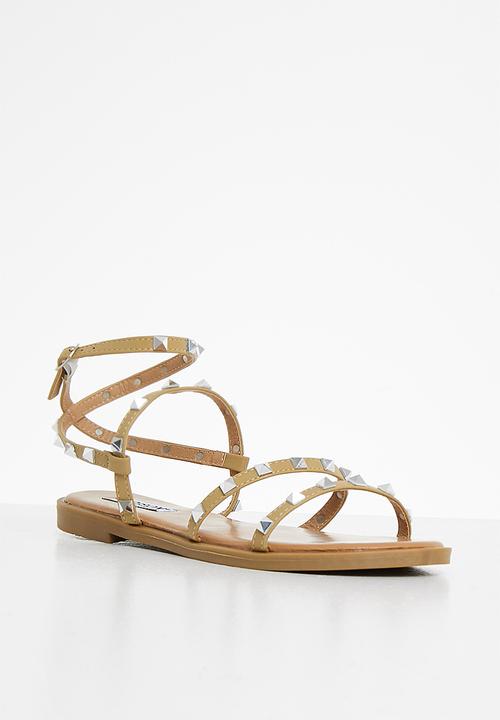 Madison® - Mariska studded ankle strap sandal - camel