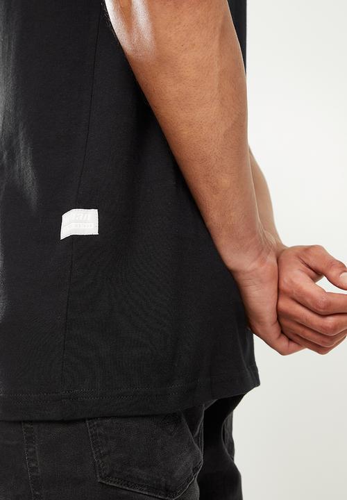 urban° - Urban v-neck short sleeve tee - black