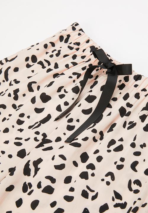 Superbalist - Sleep tee & short - black & pink print