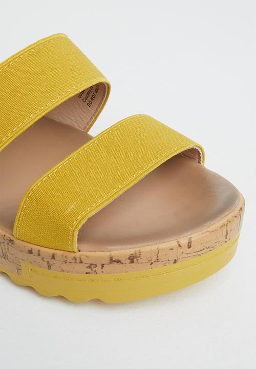 Seduction - Elastic strap cork wedge heel - mustard