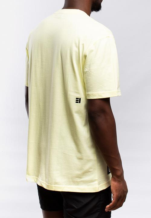Butan - Aluta block letters logo T-shirt - pastel yellow