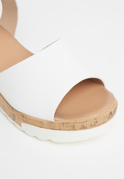Seduction - Ankle strap cork wedge heel - white