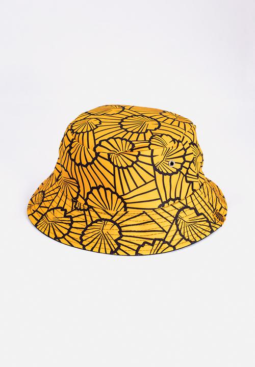 Kaizer Chiefs - Urban Edition - Waxprint reversible bucket hat - heads pattern