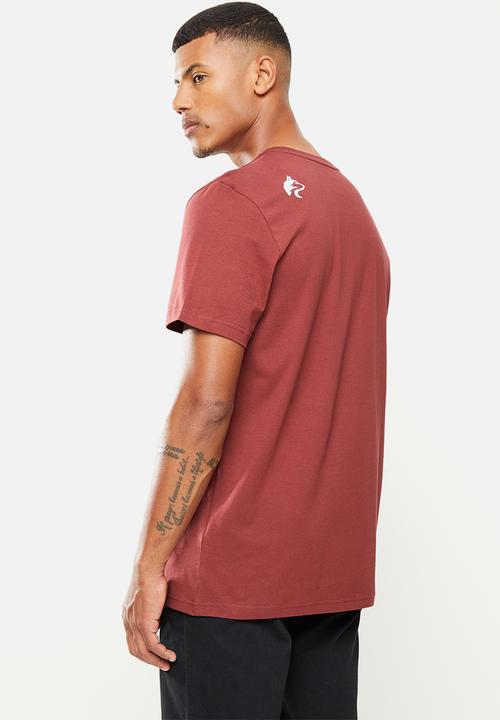 Wolf Rock - Adventure - Cardinal Red