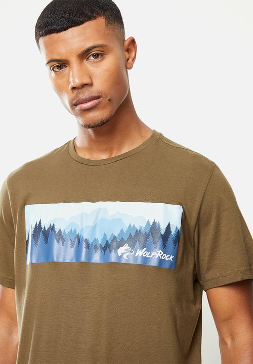 Wolf Rock - Views - khaki