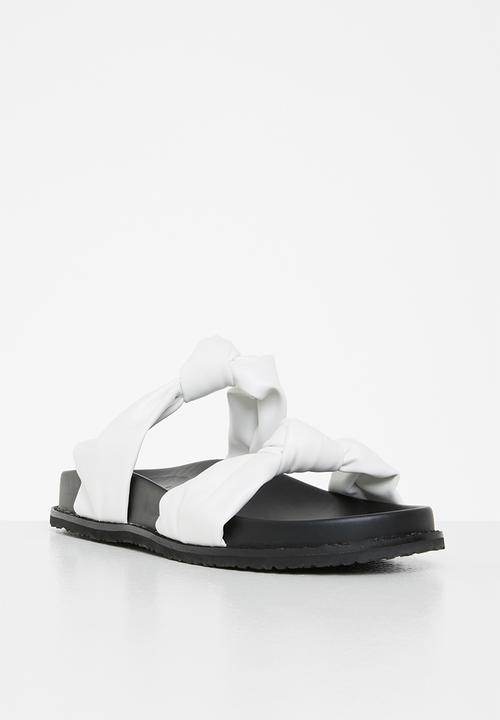 Z_Code_Z - Tuma twisted front slide - white