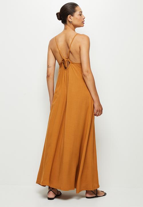 edit - Spaghetti strap maxi dress - tobacco