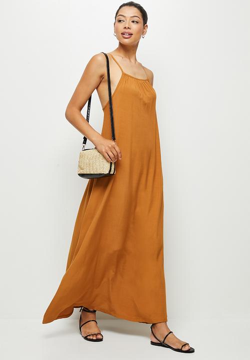 edit - Spaghetti strap maxi dress - tobacco