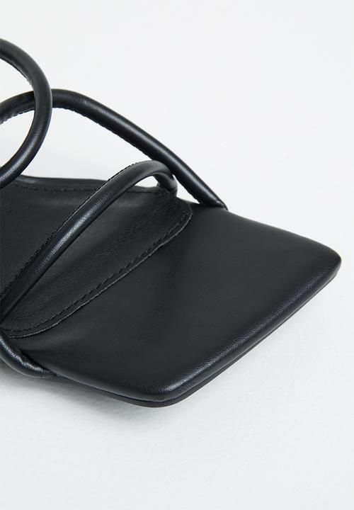 Public Desire - Belle strappy block heel mule - black