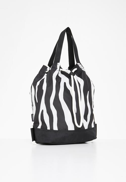 Converse - Bucket bag -  black & egret