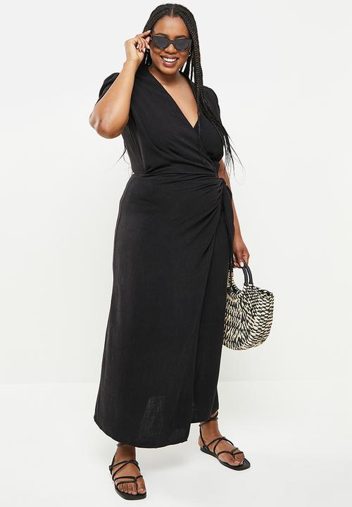 Me&B - Plus wrap linen dress - black
