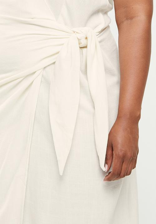 Me&B - Plus wrap linen dress - milk
