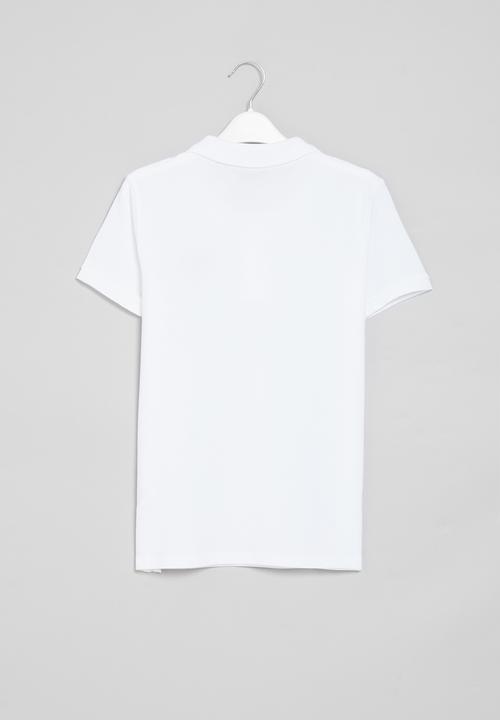 GUESS - Short sleeve guess core embroider golfer - true white