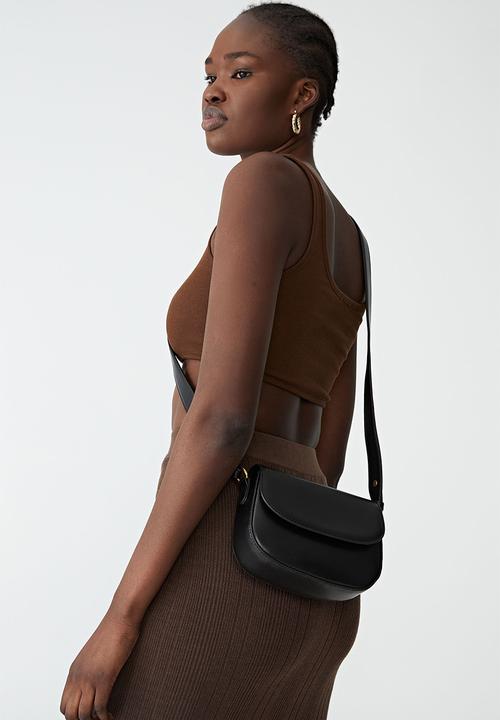 Rubi - Saddle cross body bag - black