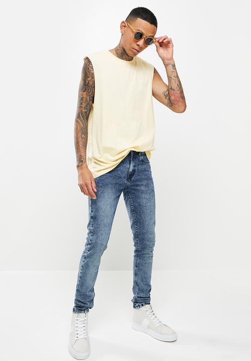 STYLE REPUBLIC - Cut off sleeve vest - stone