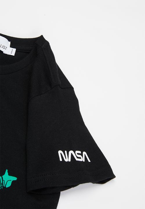 Superbalist - NASA graphic tee - black