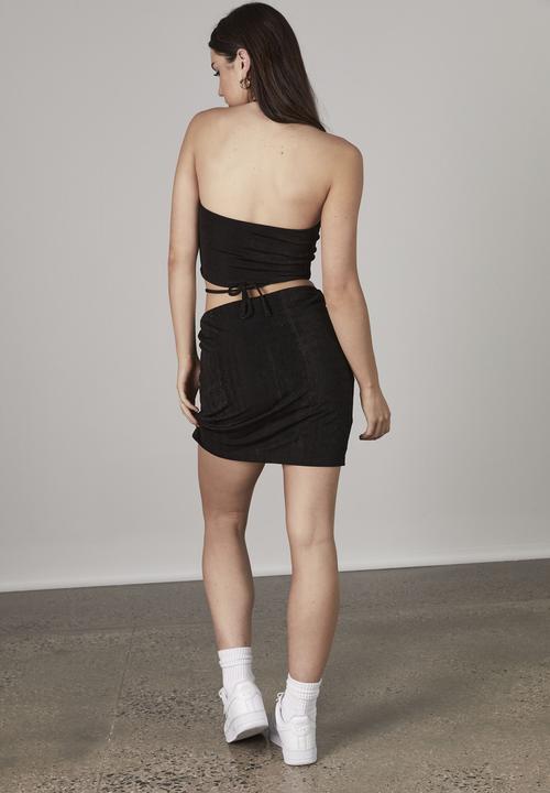 Factorie - Cross front halter - black