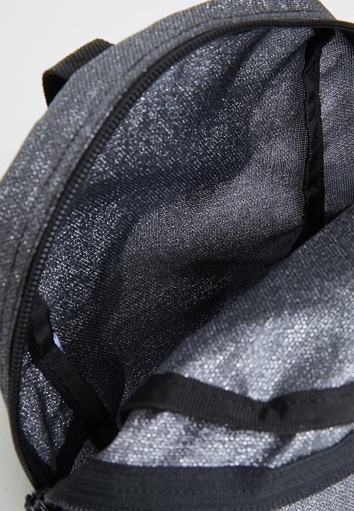 Vans - Tinsel got this mini backpack - silver