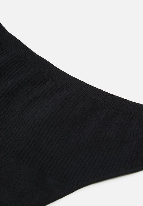 Cotton On - Seamless rib thong brief 3 pack - black