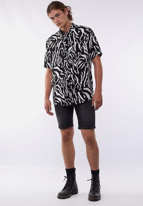 Silent Theory - Zero short sleeve shirt - black & white 