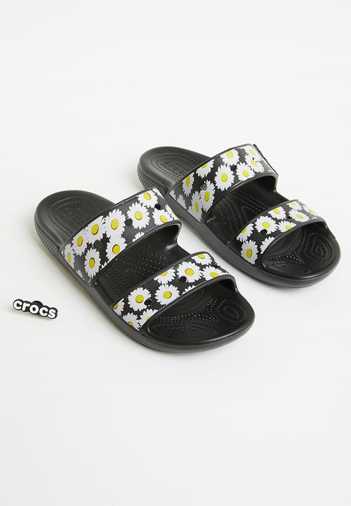 Crocs - Classic crocs vacay vibes sandal - black daisy