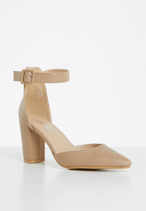 Jada - Ankle strap pointed block heel - natural