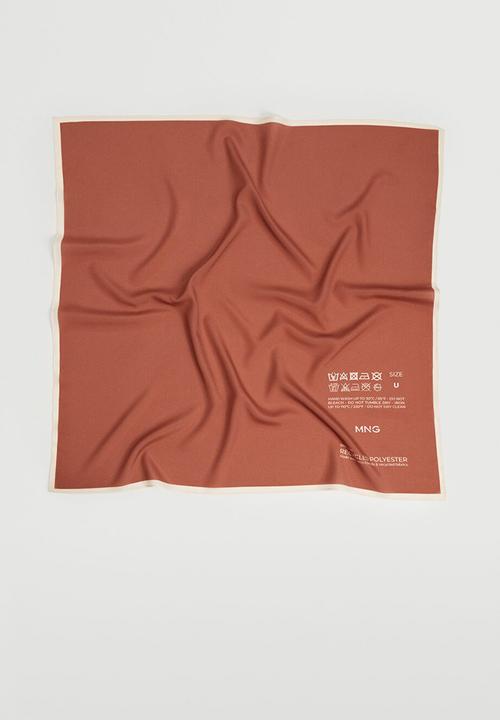 MANGO - Printed scarf - russet