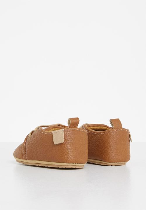 Pop Candy - Baby boys plain slip on - tan