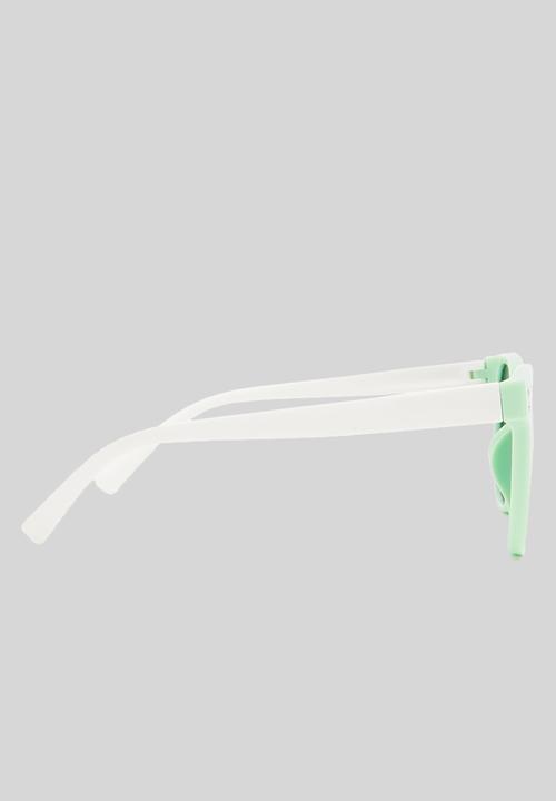 Rebel Republic - Wayfarer sunglasses - green