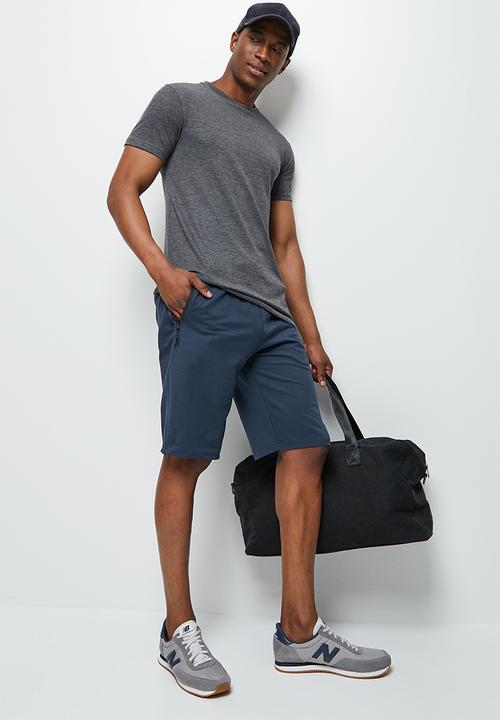 Lark & Crosse - Slim fit sweat shorts - navy