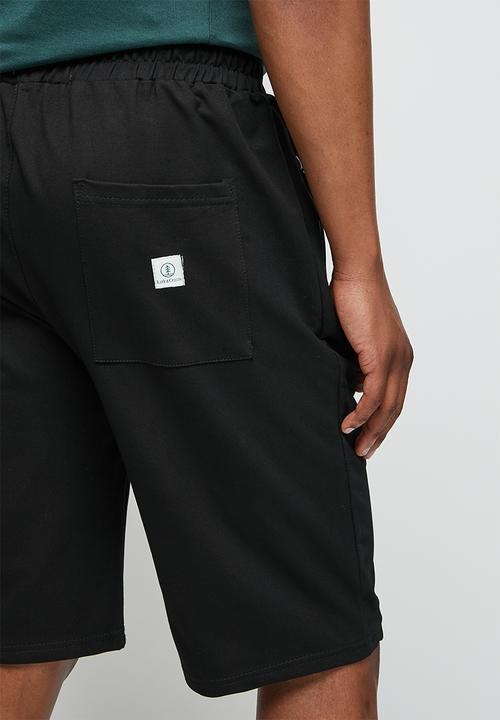 Lark & Crosse - Slim fit sweat shorts - black