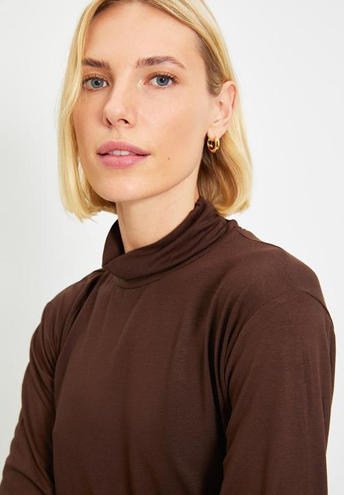 Trendyol - Stand up collar knitted top - brown