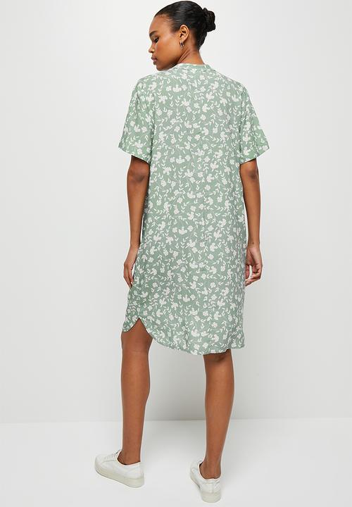 edit - Mandarin collar swing hem tunic - sage ditsy