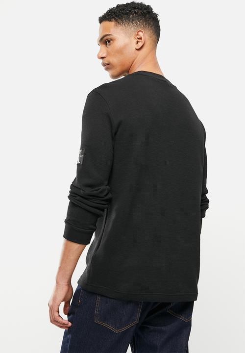 Calvin Klein - Monogram badge waffle long sleeve tee - black