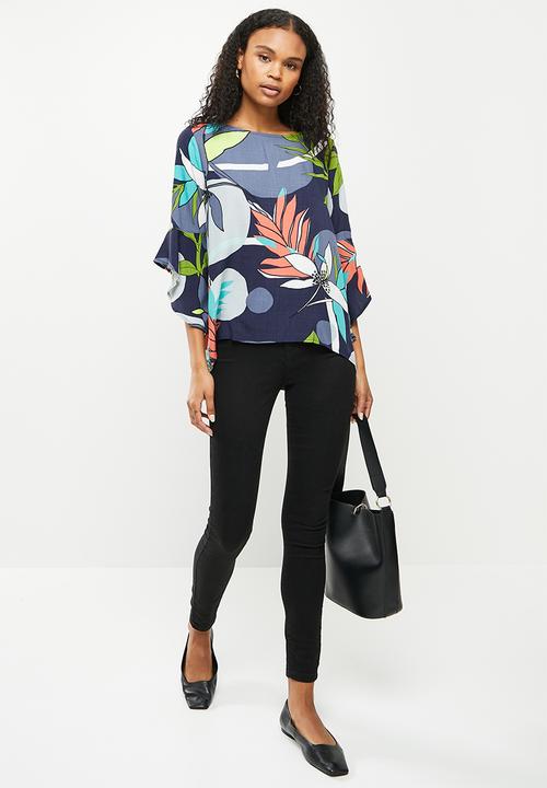 Stella Morgan - Printed batwing top - multi 