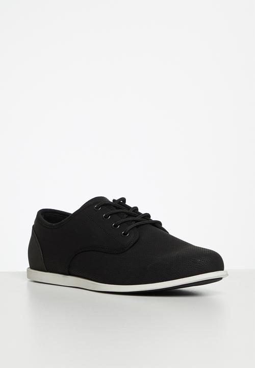 Call It Spring - Anros - black