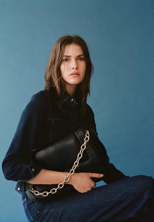 MANGO - Quilted chain bag - black