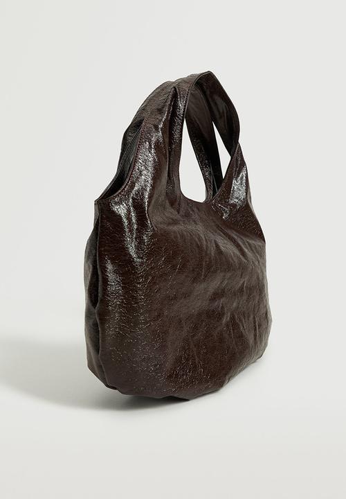 MANGO - Textured handbag - chocolate